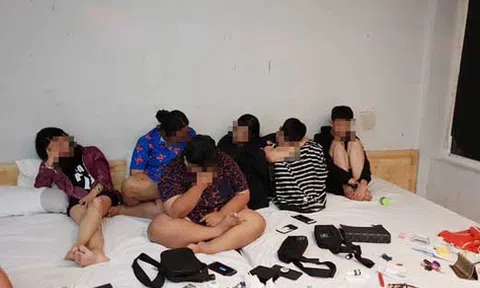 14 nam nữ `chơi ma túy` tập thể và mua bán dâm trong khách sạn